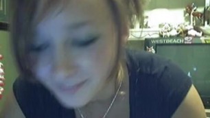 Gorgeous teenwith dildo on webcam